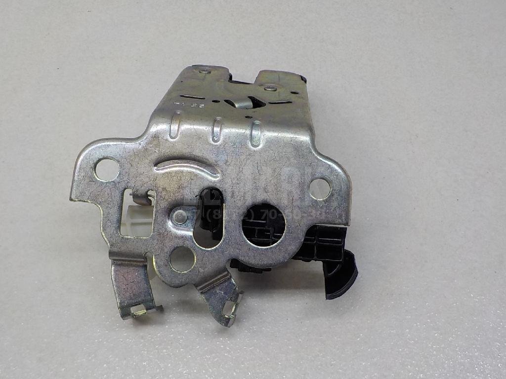 Замок багажника