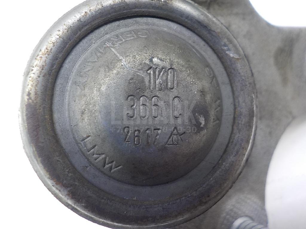 Опора шаровая правая передней подвески