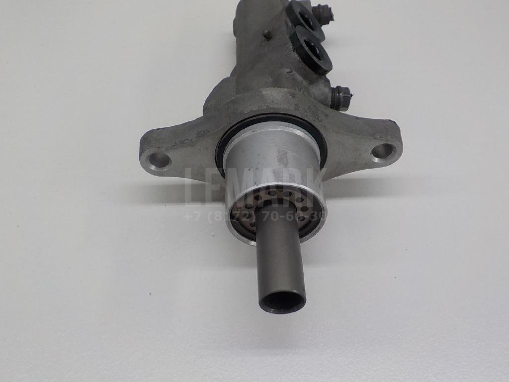 Цилиндр тормозной главный