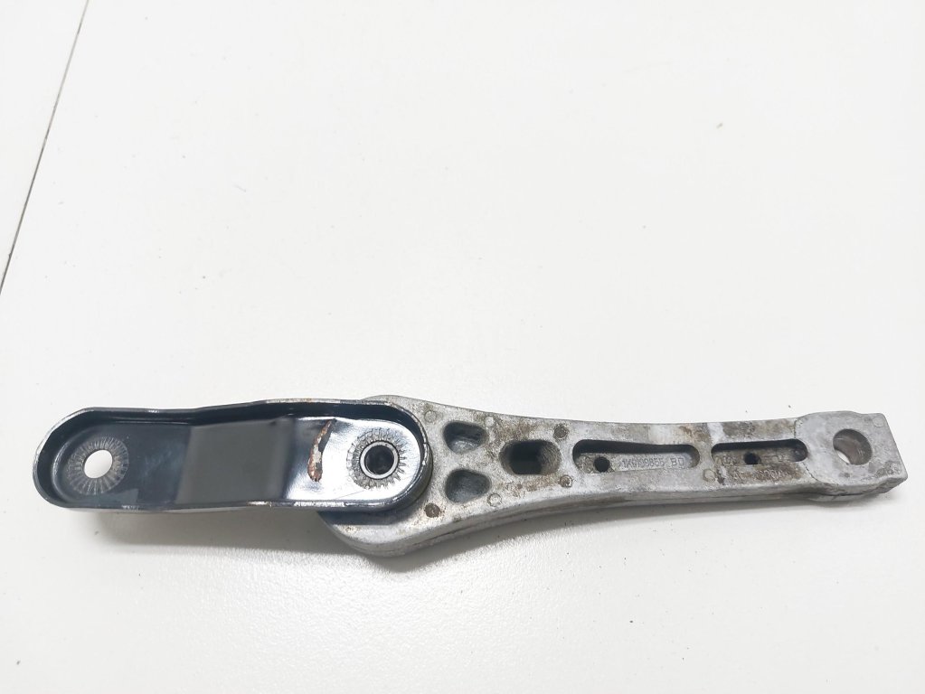 Опора двигателя задняя