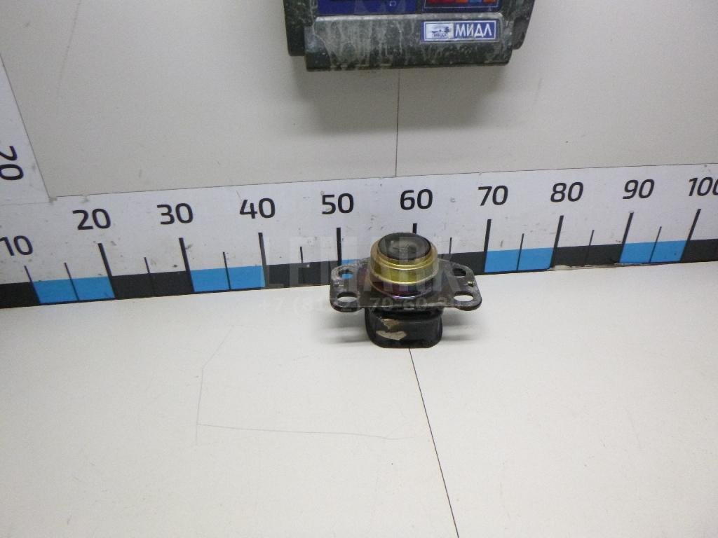 Опора двигателя