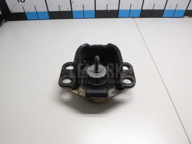 Опора двигателя