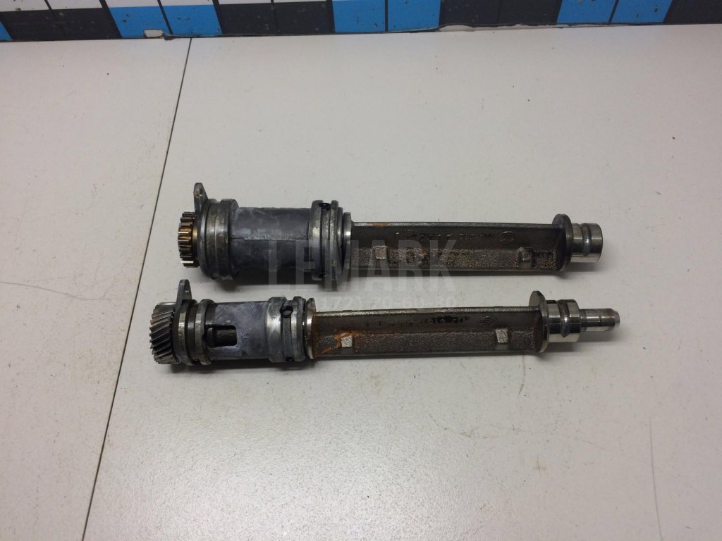 Вал балансирный