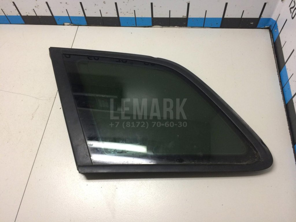 Стекло кузовное глухое левое