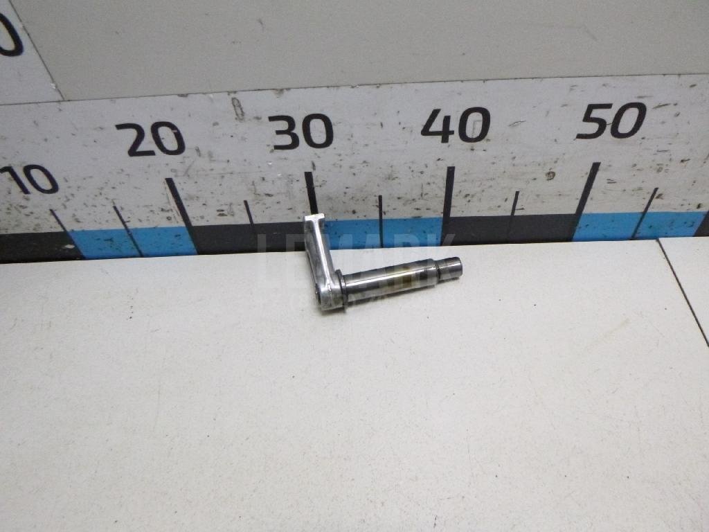 Ось шестерни задней передачи