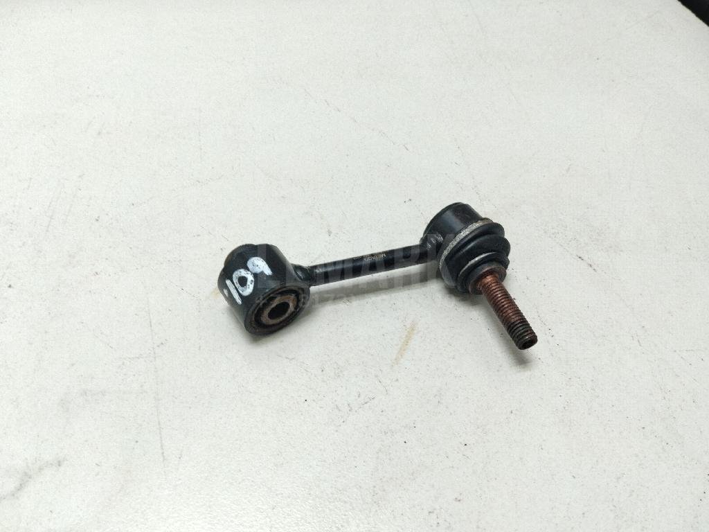 Стойка заднего стабилизатора