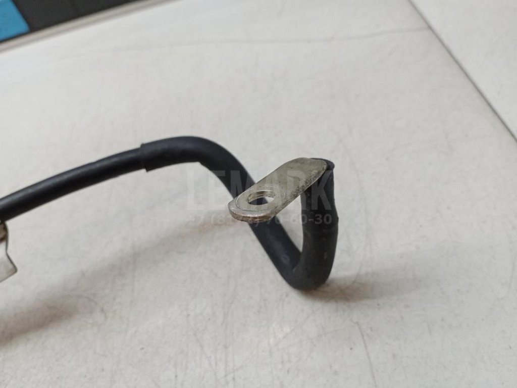 Клемма аккумулятора минус