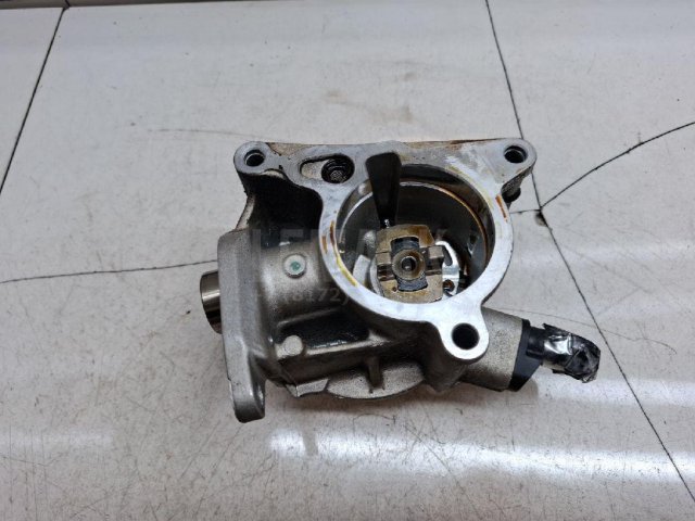 Насос вакуумный