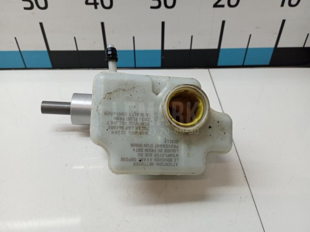 Цилиндр тормозной главный