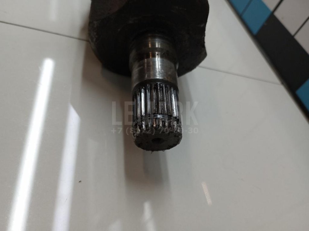 Полуось передняя левая