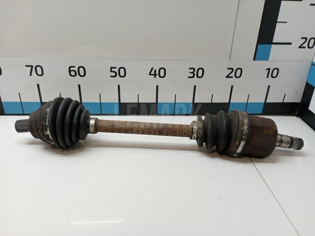 Полуось передняя левая