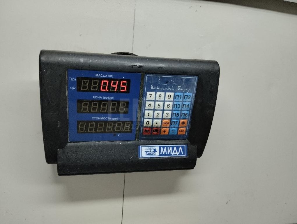 Крючок капота