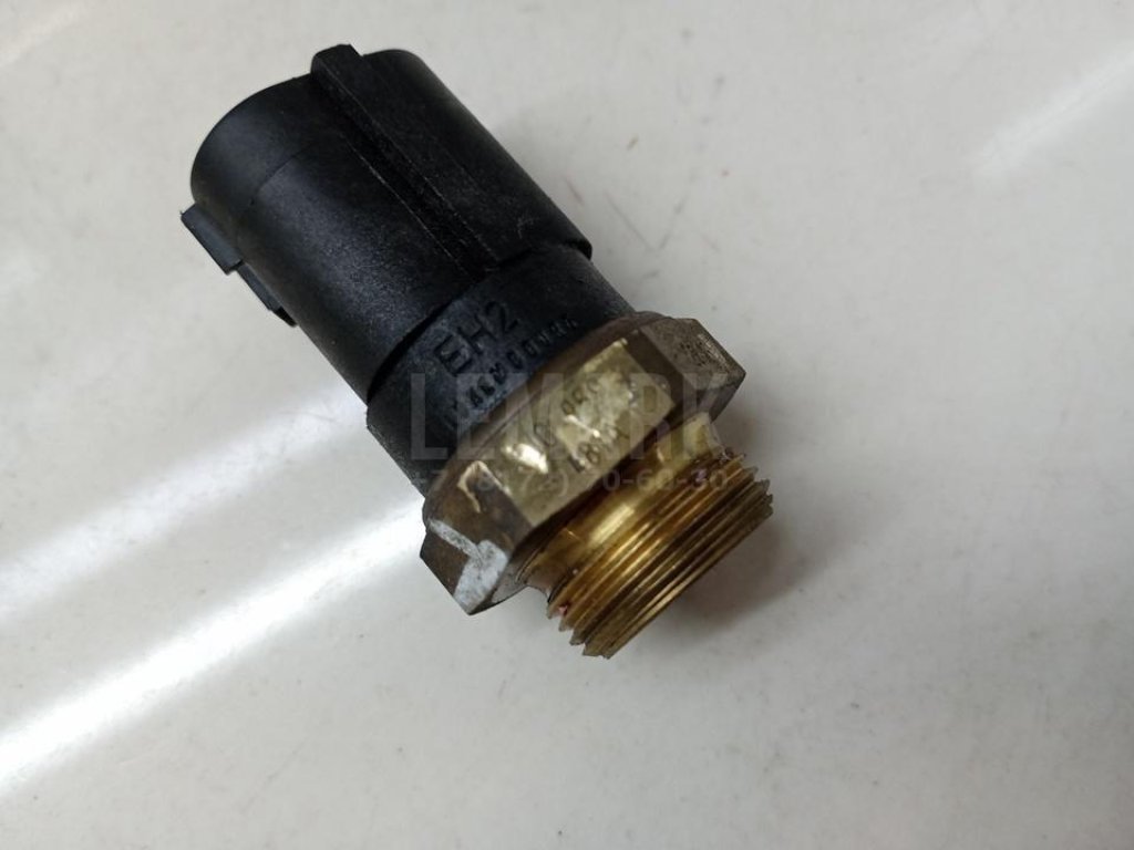 Датчик вкл.вентилятора 3х конт