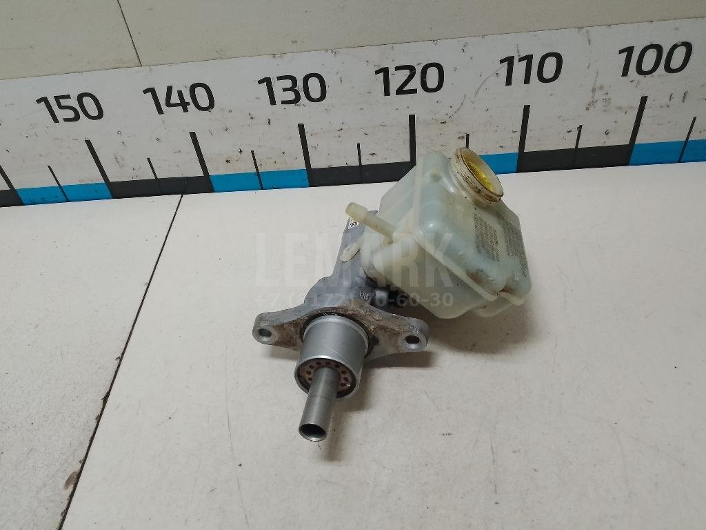 Цилиндр тормозной главный