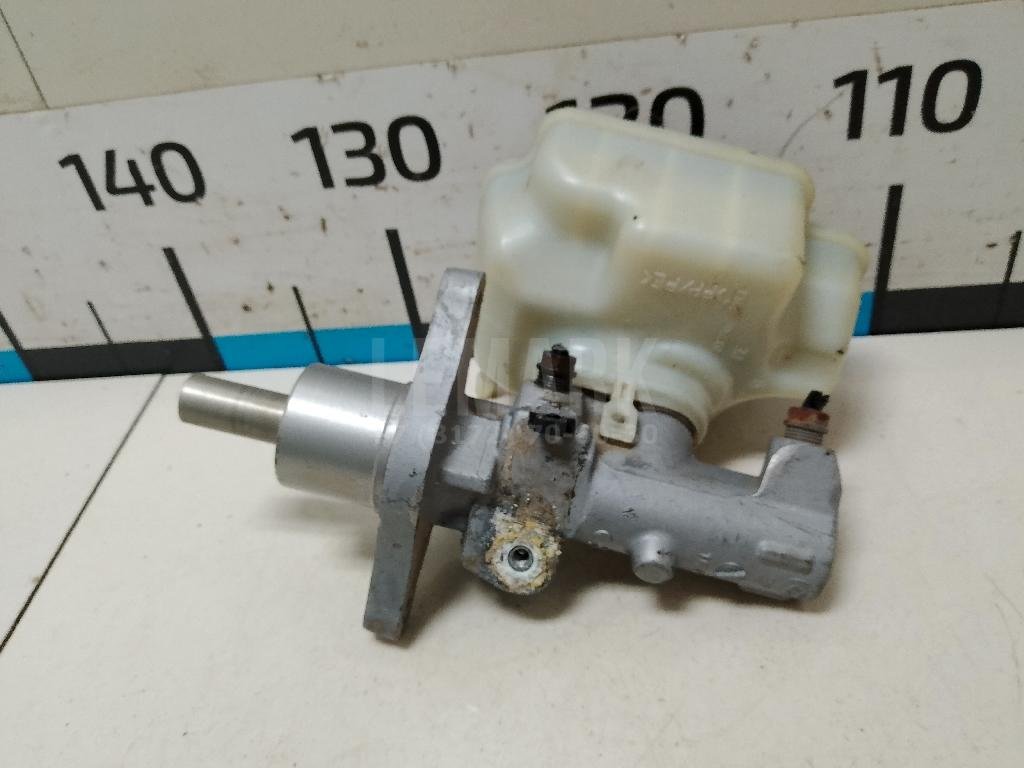 Цилиндр тормозной главный