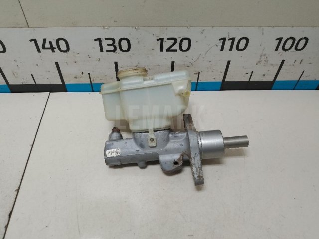 Цилиндр тормозной главный