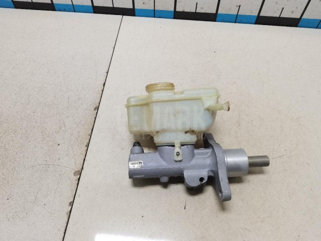 Цилиндр тормозной главный