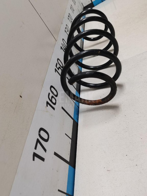 Пружина передняя