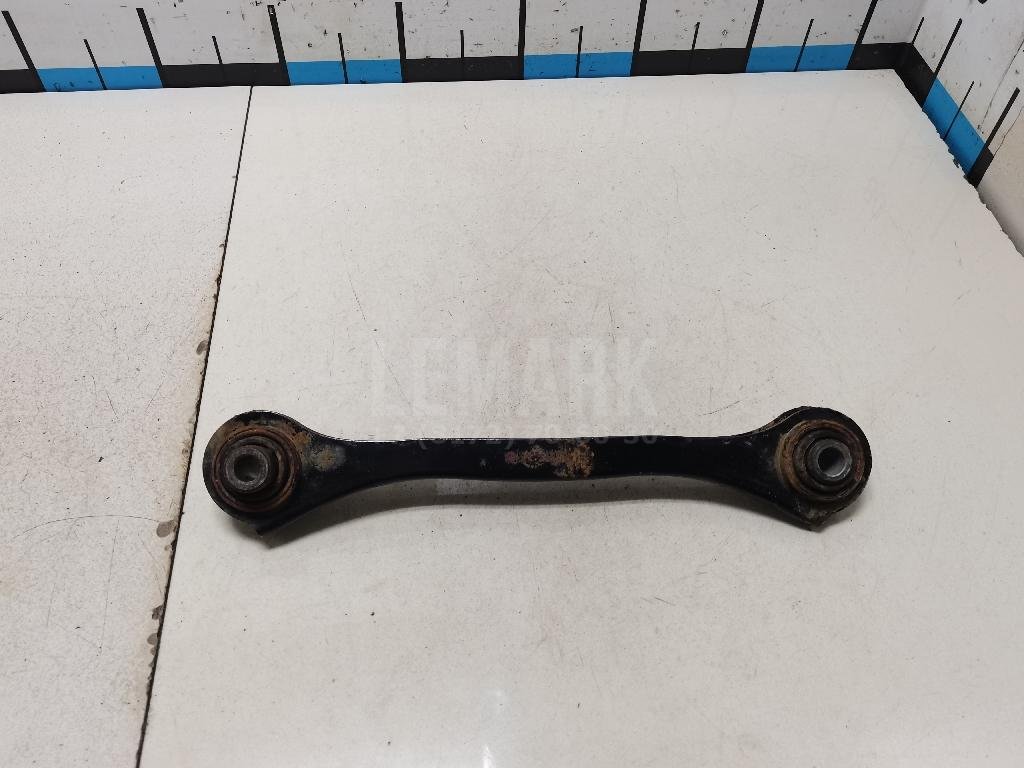 Тяга задняя поперечная