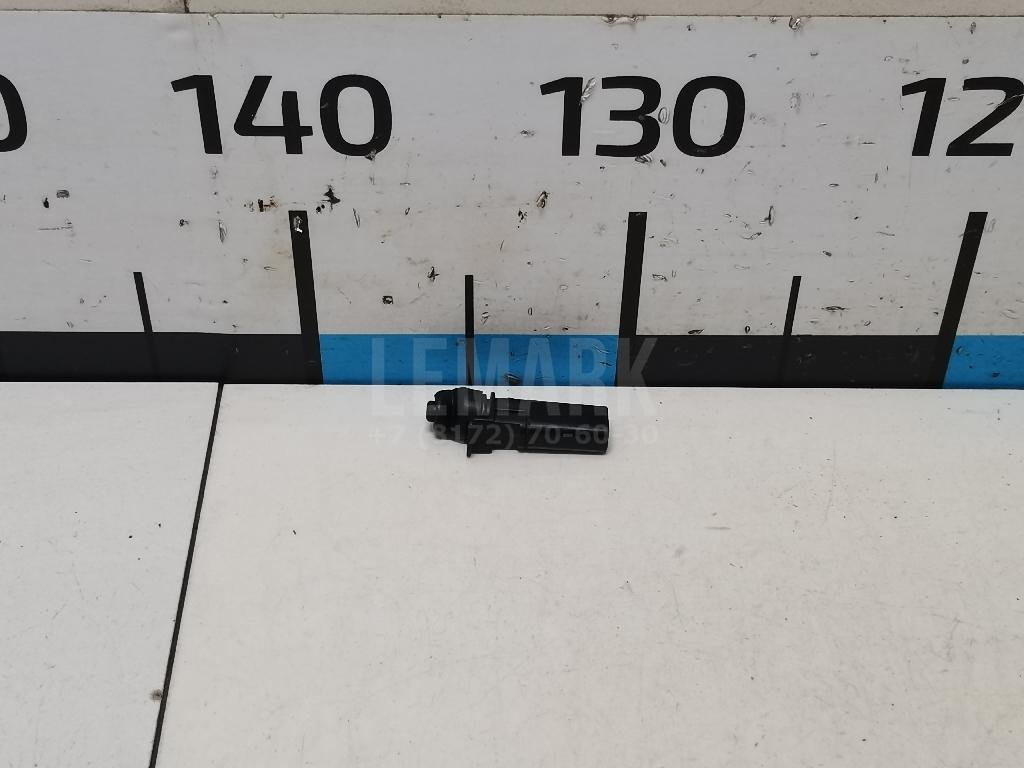 Замок лючка бензобака