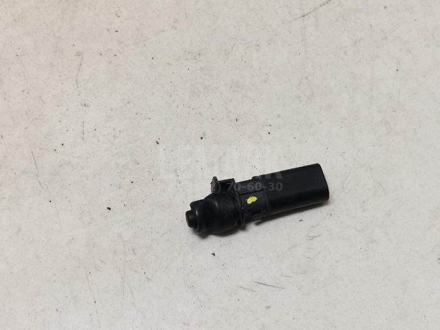 Замок лючка бензобака