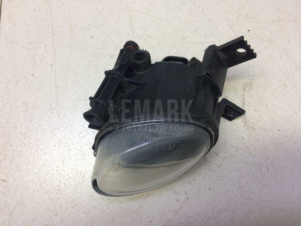 Фара противотуманная правая