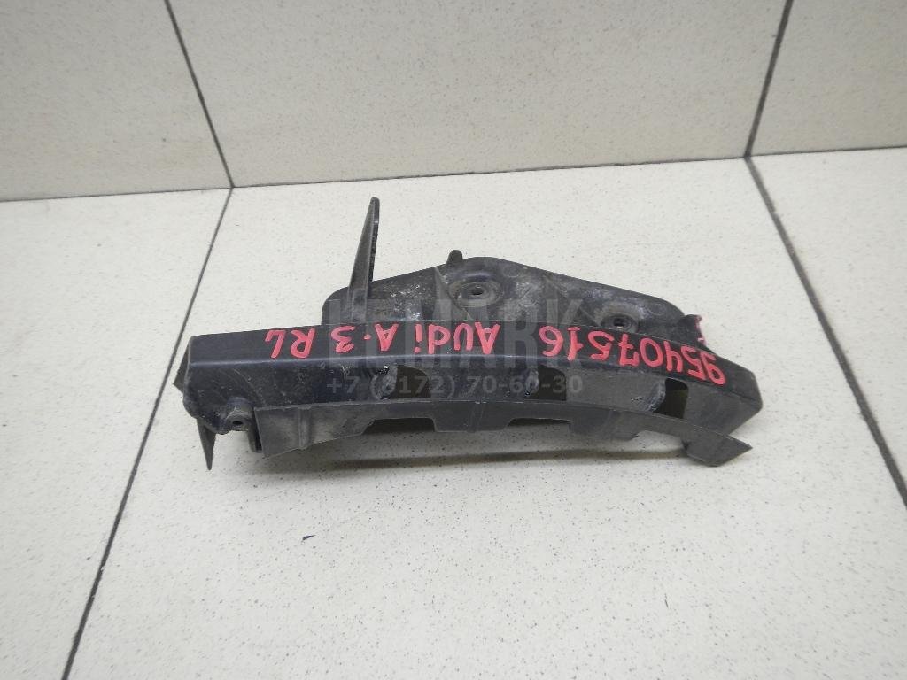 Направляющая заднего бампера левая