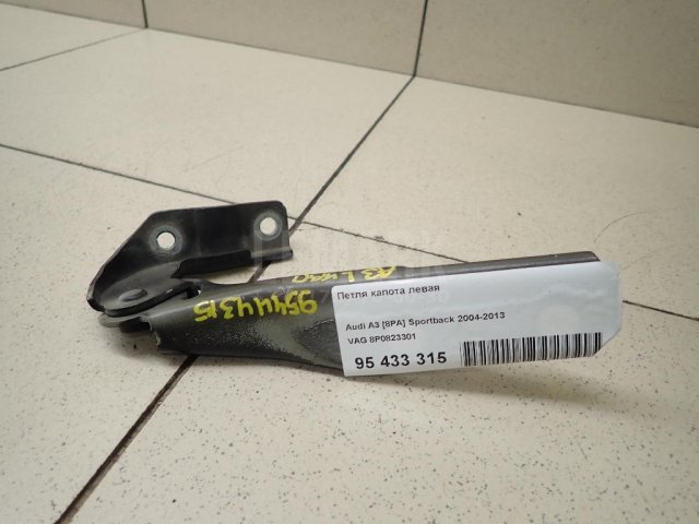 Петля капота левая