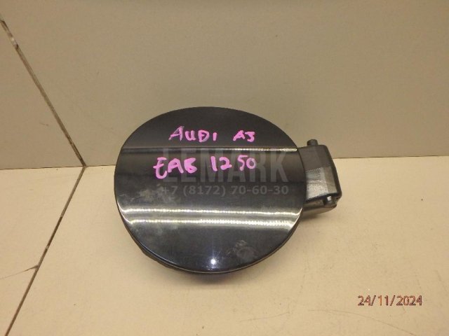 Лючок бензобака