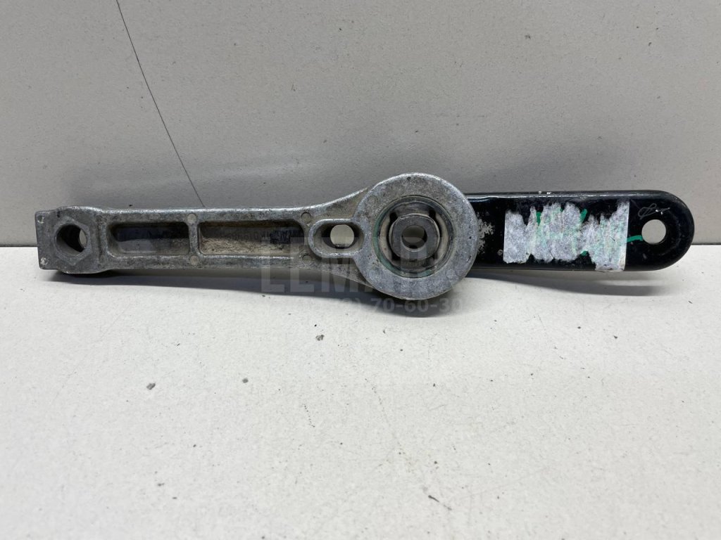 Опора двигателя задняя