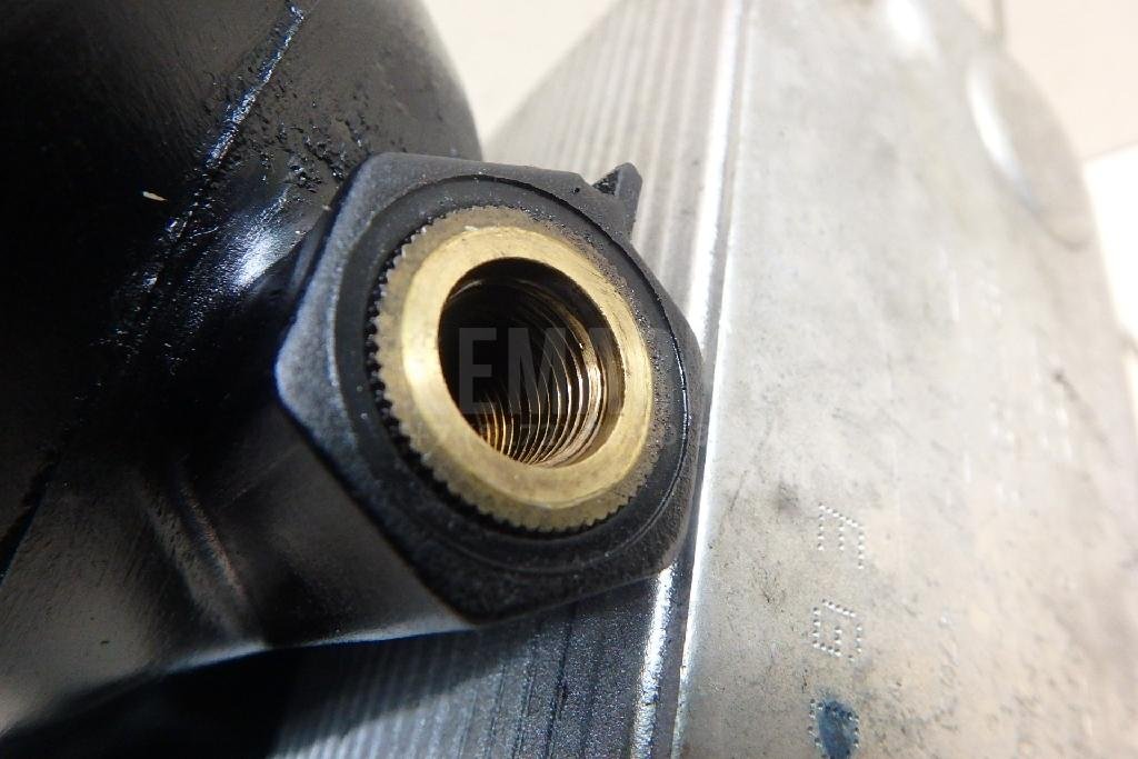 Корпус масляного фильтра