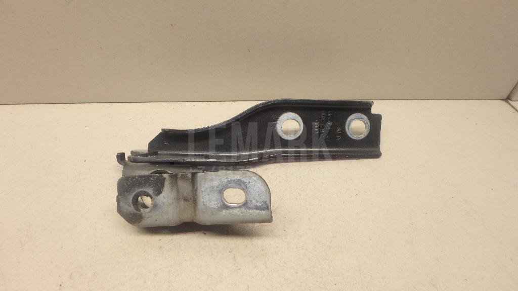 Петля капота левая