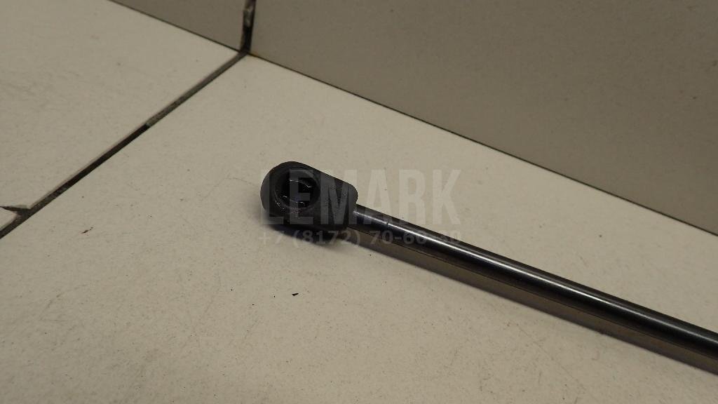 Амортизатор двери багажника