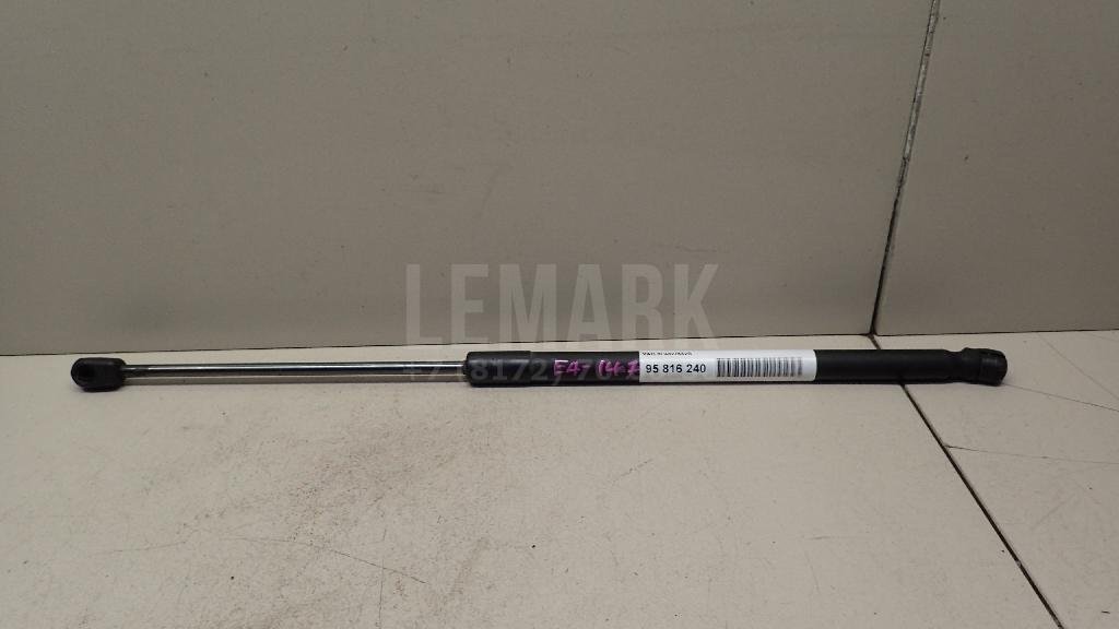 Амортизатор двери багажника