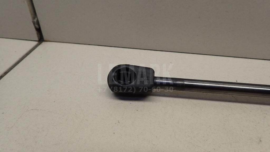 Амортизатор двери багажника