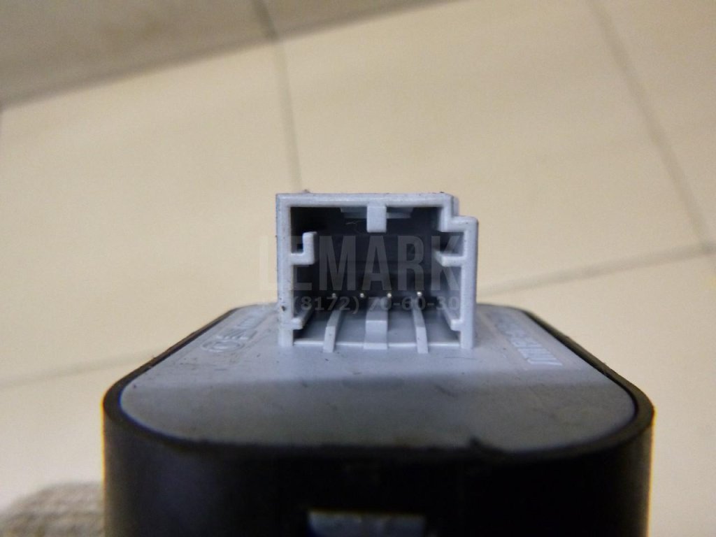 Переключатель регулировки зеркала