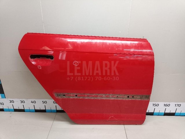 Дверь задняя правая