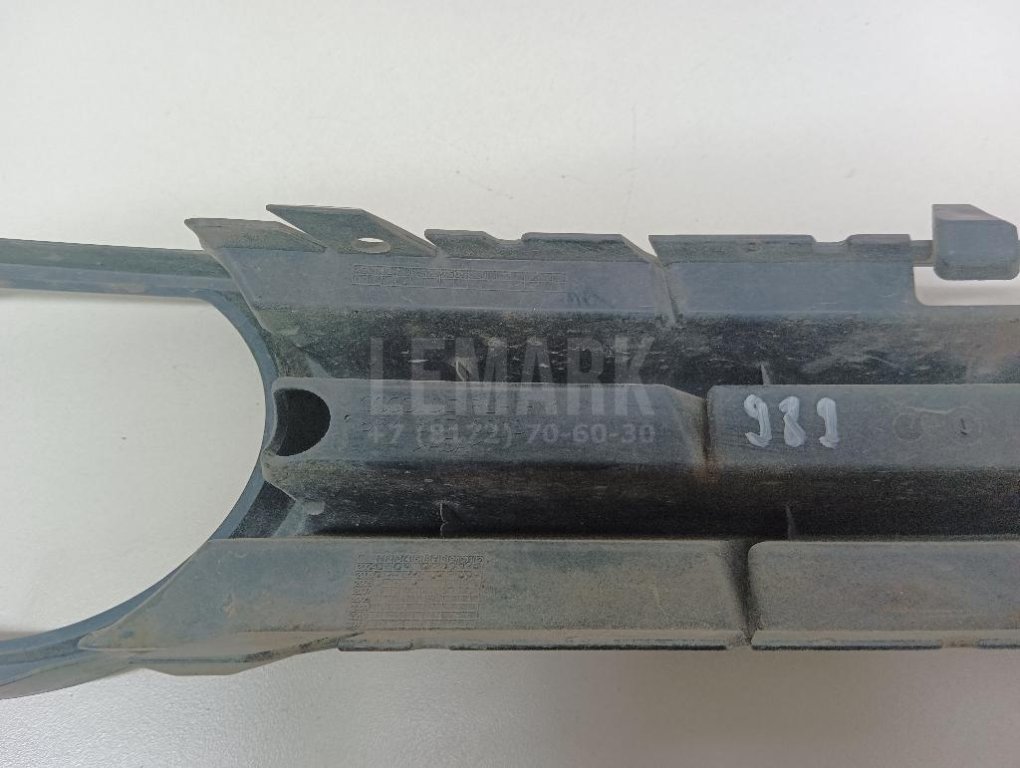 Решетка в бампер левая