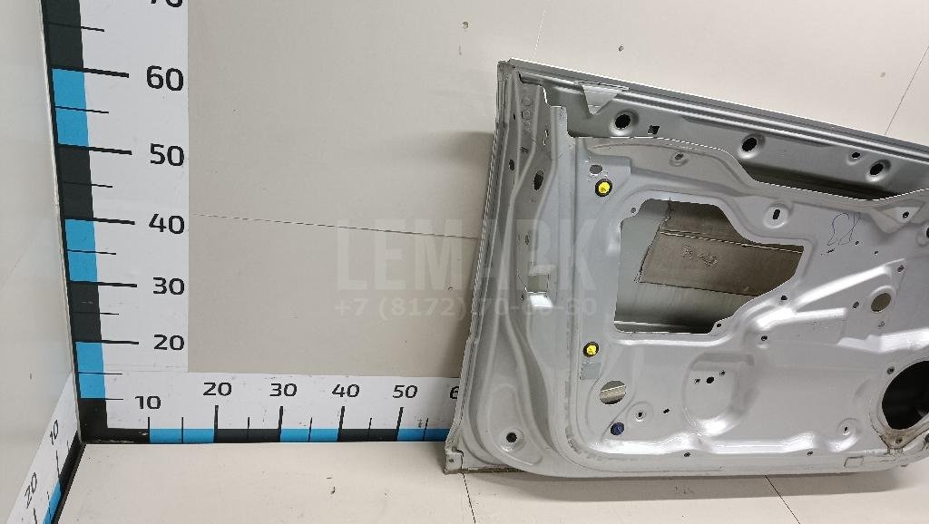 Дверь передняя левая