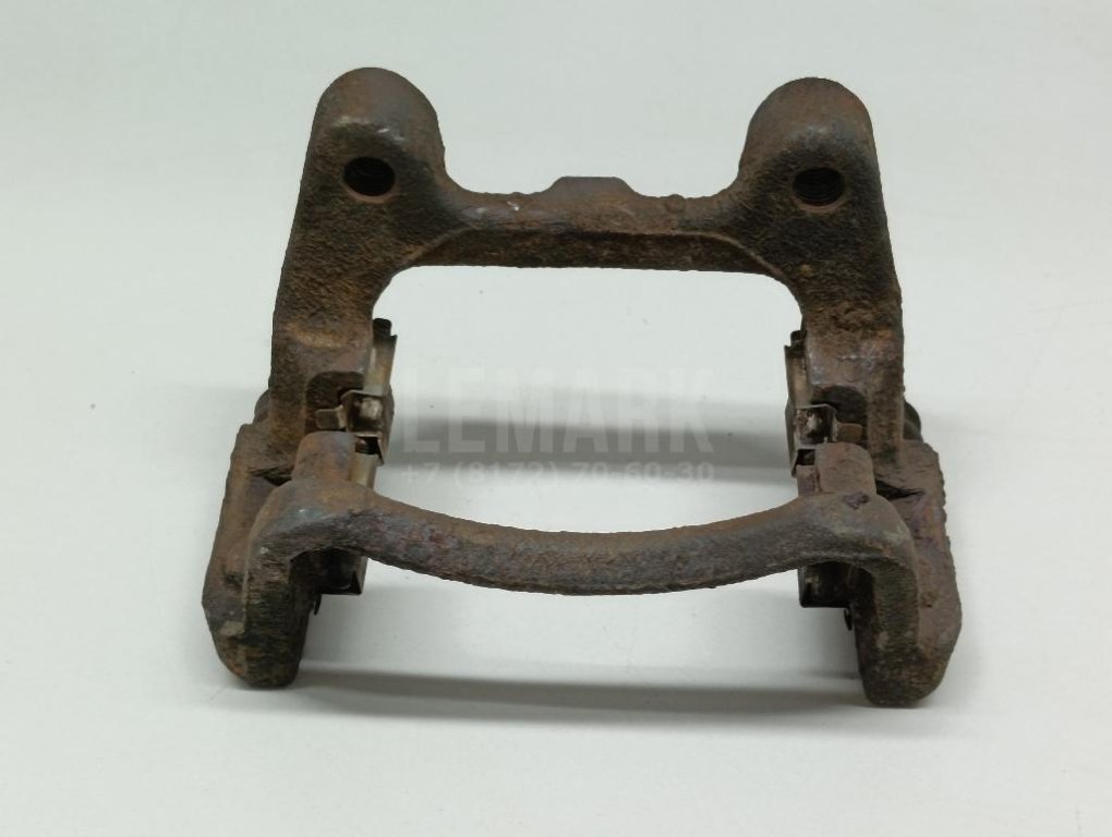 Скоба суппорта заднего