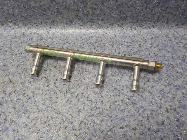 Рейка топливная (рампа)