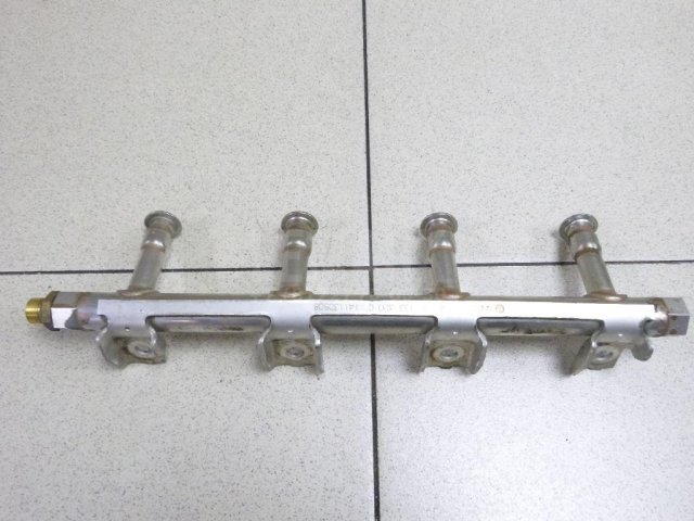 Рейка топливная (рампа)