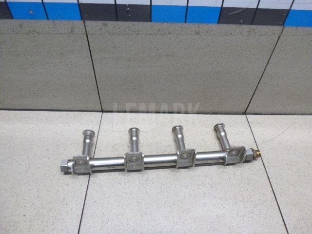 Рейка топливная (рампа)