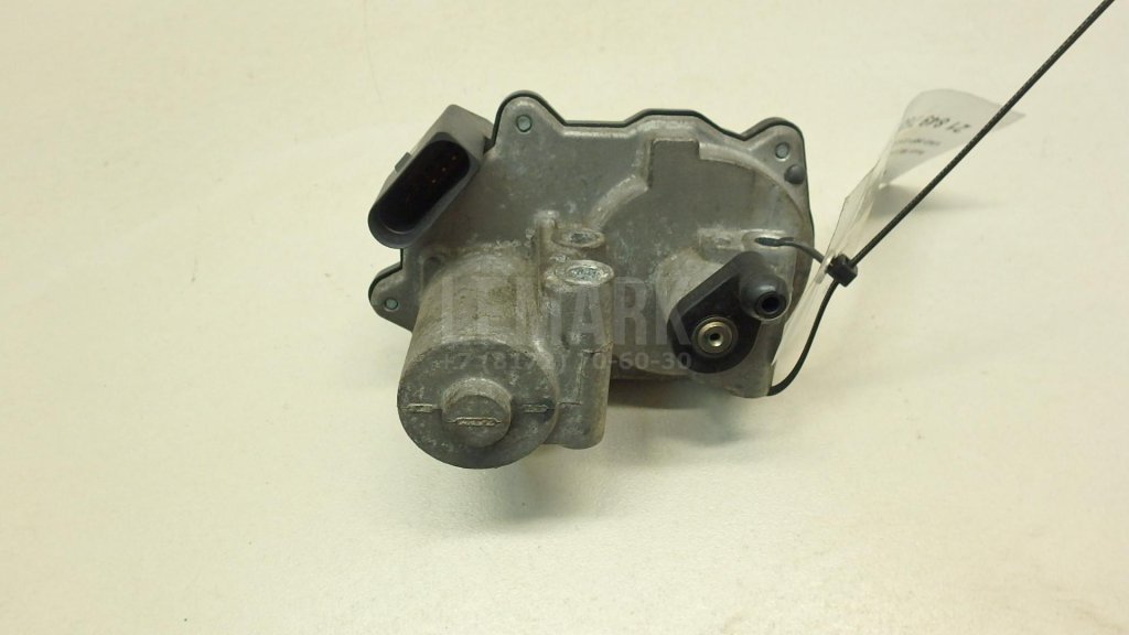 Механизм изменения длины впускного коллектора