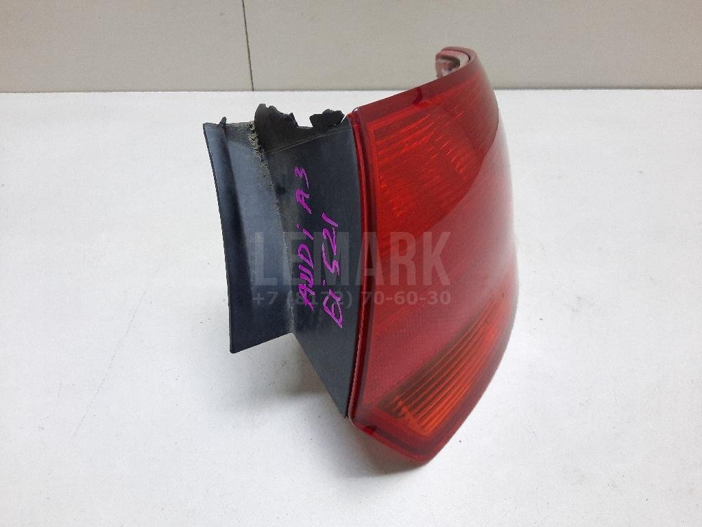 Фонарь задний наружный правый