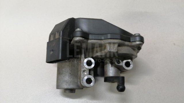 Механизм изменения длины впускного коллектора