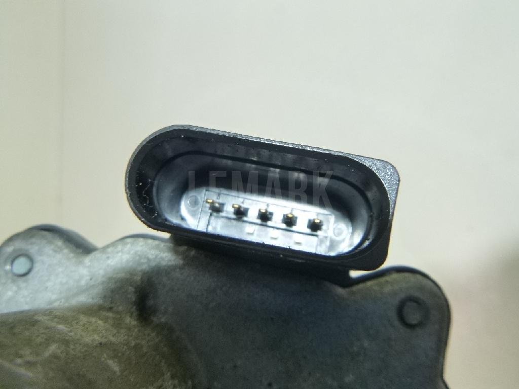 Механизм изменения длины впускного коллектора