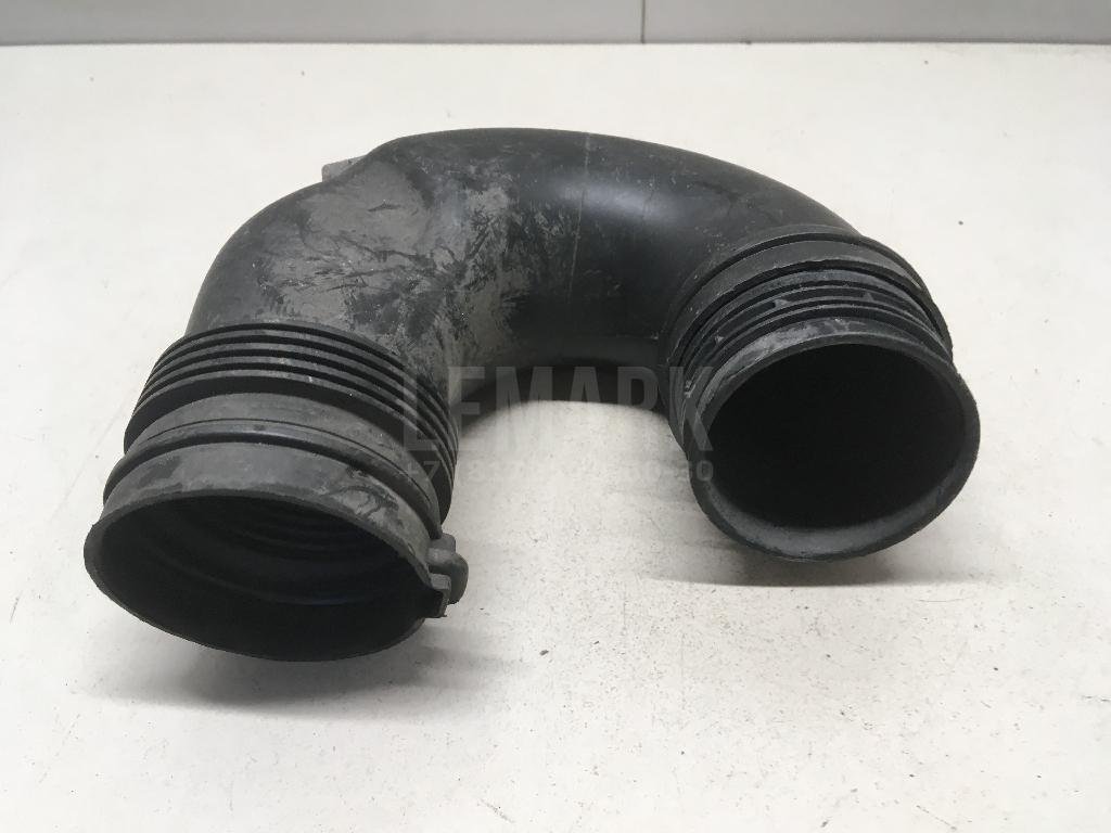 Патрубок воздушного фильтра