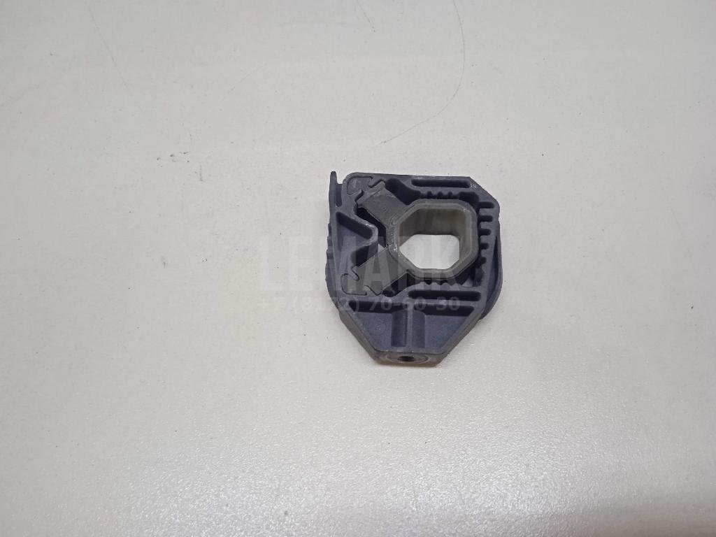 Кронштейн радиатора для  Audi 100 [C4] 1991-1994