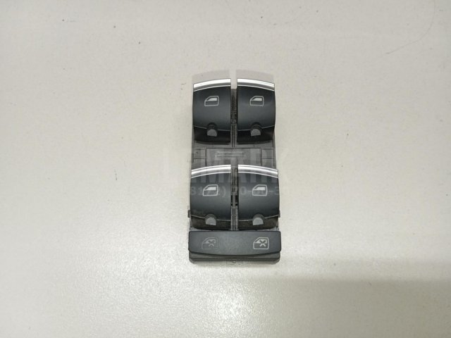 Блок управления стеклоподъемниками